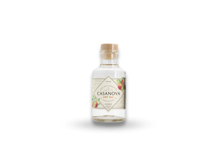 Mini garrafa de gin Casanova, da Lemos Figueiredo