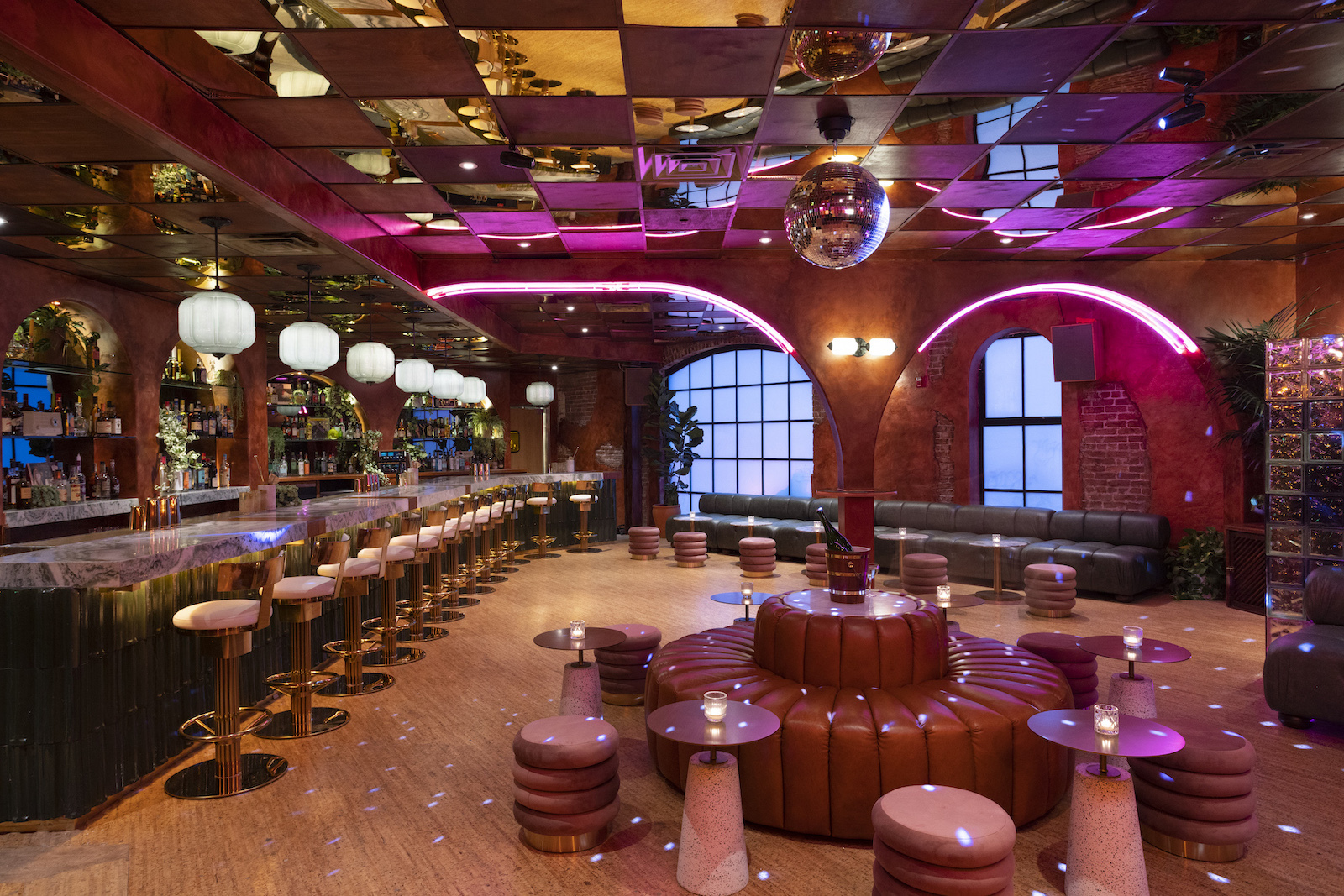 10 Coolest Nightclubs and Bars in America