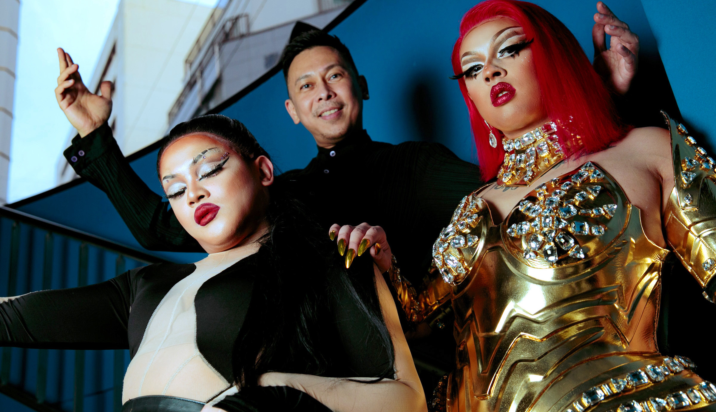 「ファンタジーをリアルに変える」Strondhファミリーのドラァグクイーン観