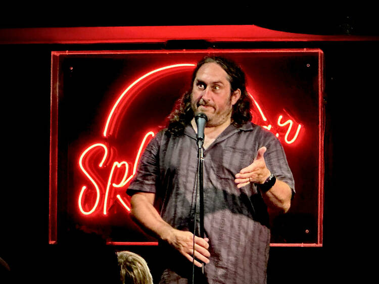 picture of comedian at spleen bar