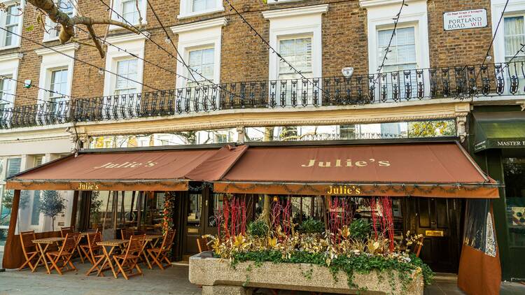 Julie's restaurant in Holland Park