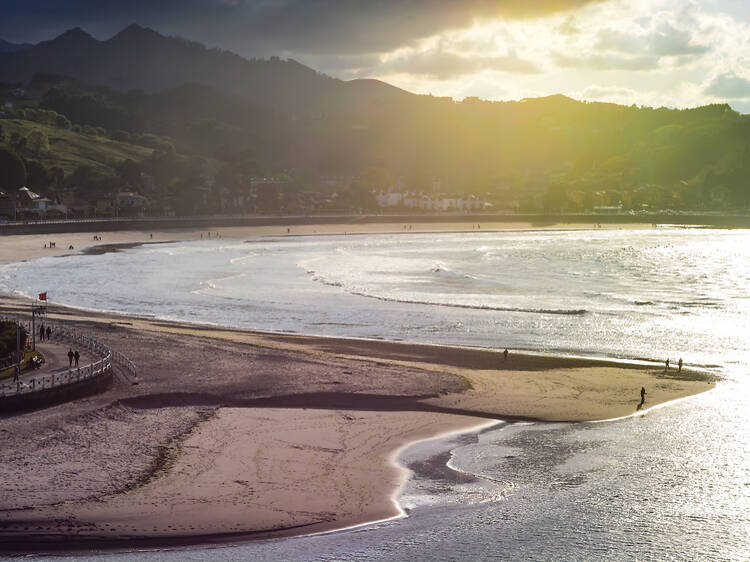 Catch a wave in Asturias