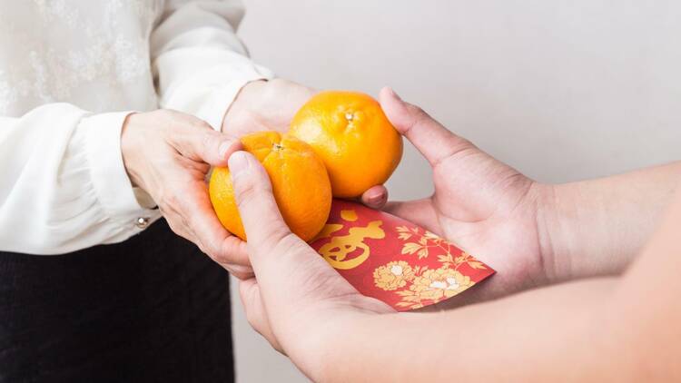 4. Exchange mandarin oranges for better fortune and luck