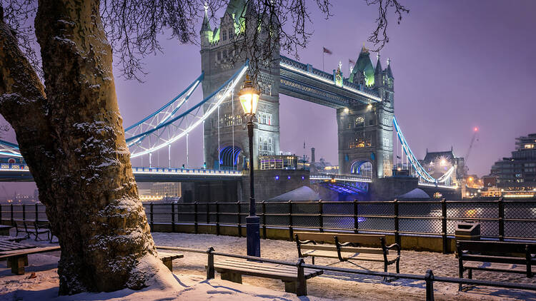 Snow in London