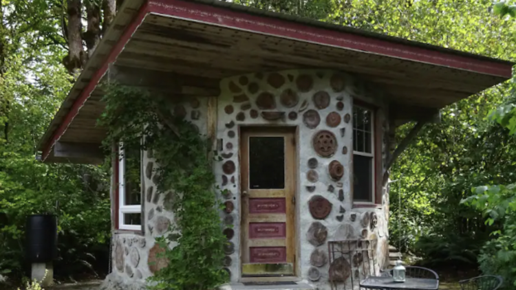 The Sojourn Cabin in Rockport, Washington