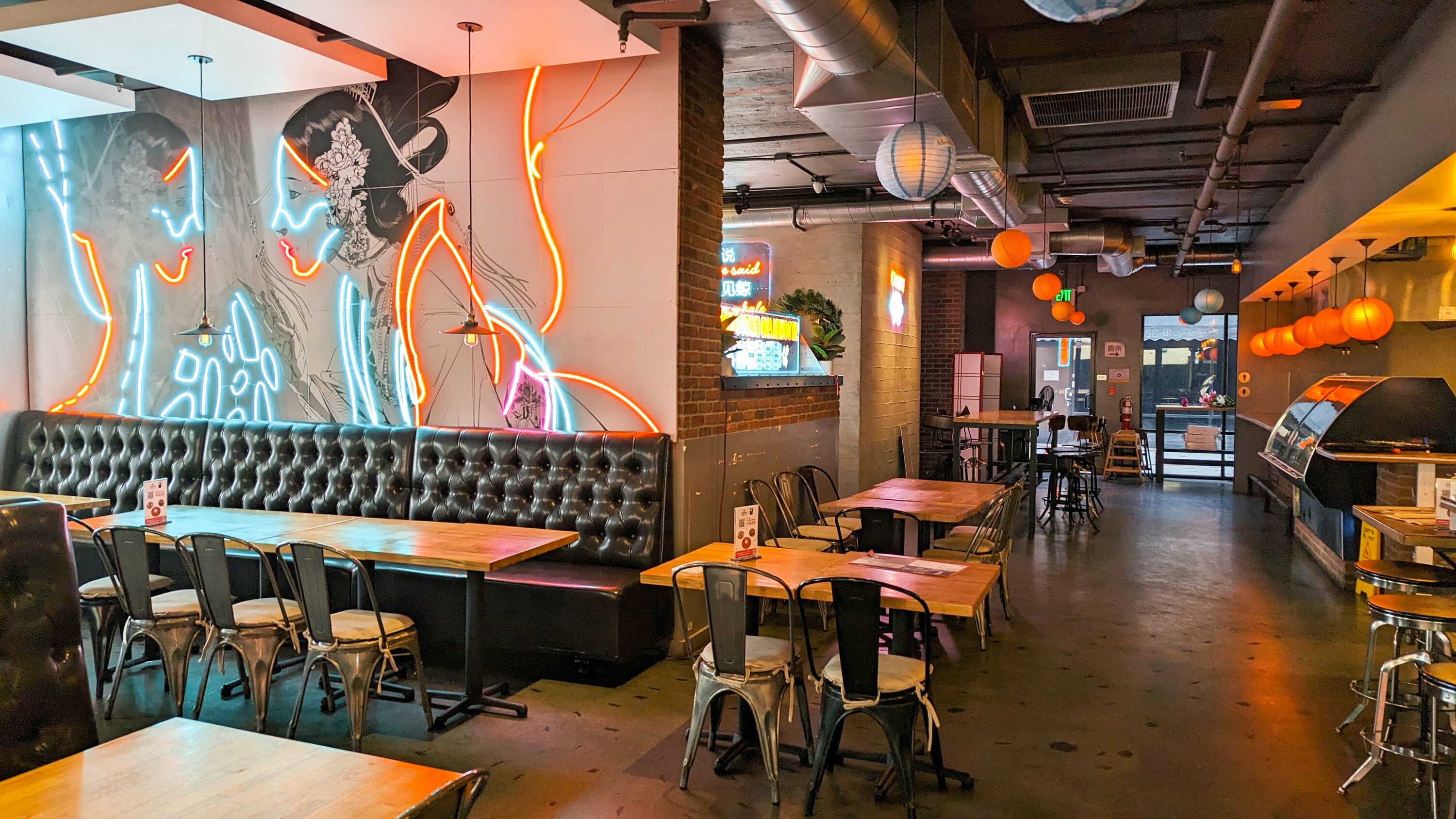 Review: Tang Dynasty offers quirky late-night Chinese dining