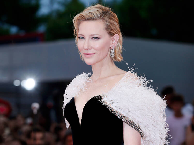 picture of cate blanchett at awards ceremony