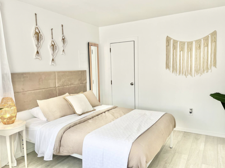 The designer pad for two in Rockaway Beach