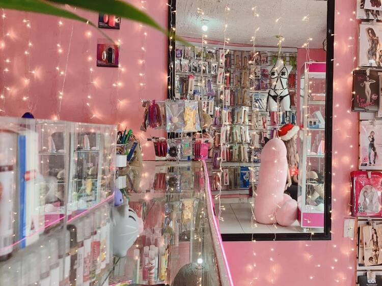 Visita Kinky Heart Love Store
