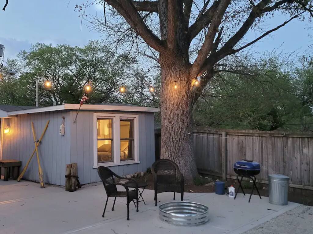 Best Tiny Home Airbnbs Near Chicago: Top Cabins And Rentals