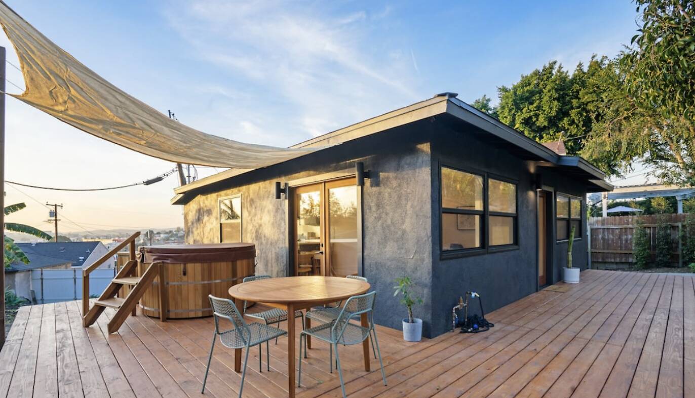 The 17 Best Airbnbs In LA for 2025: Including Stays Near UCLA