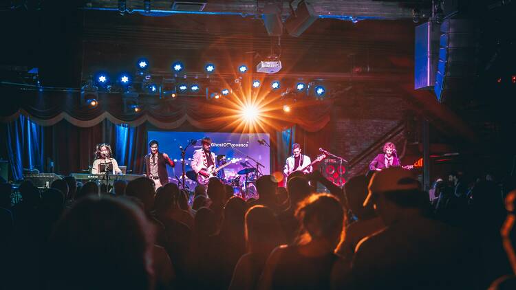 Walrus performing in 2022 at Brooklyn Bowl 