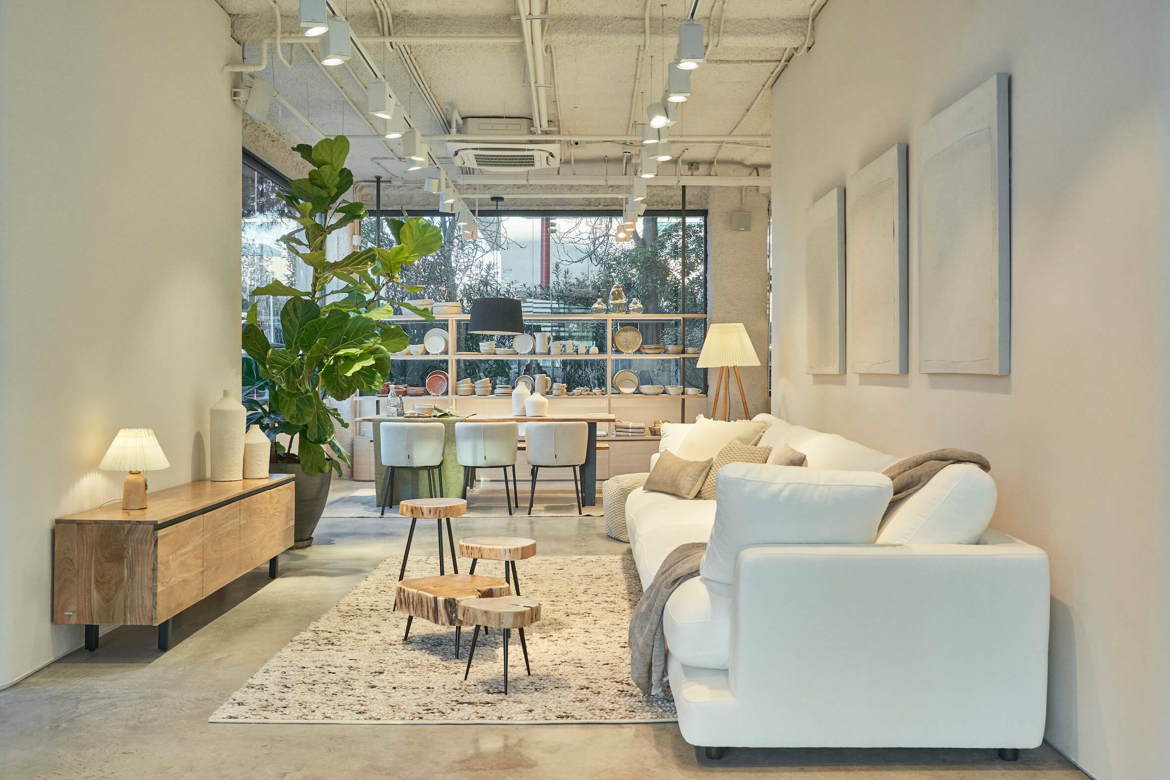 Así es la nueva mega tienda de decoración y diseño que Kave Home abre en Madrid