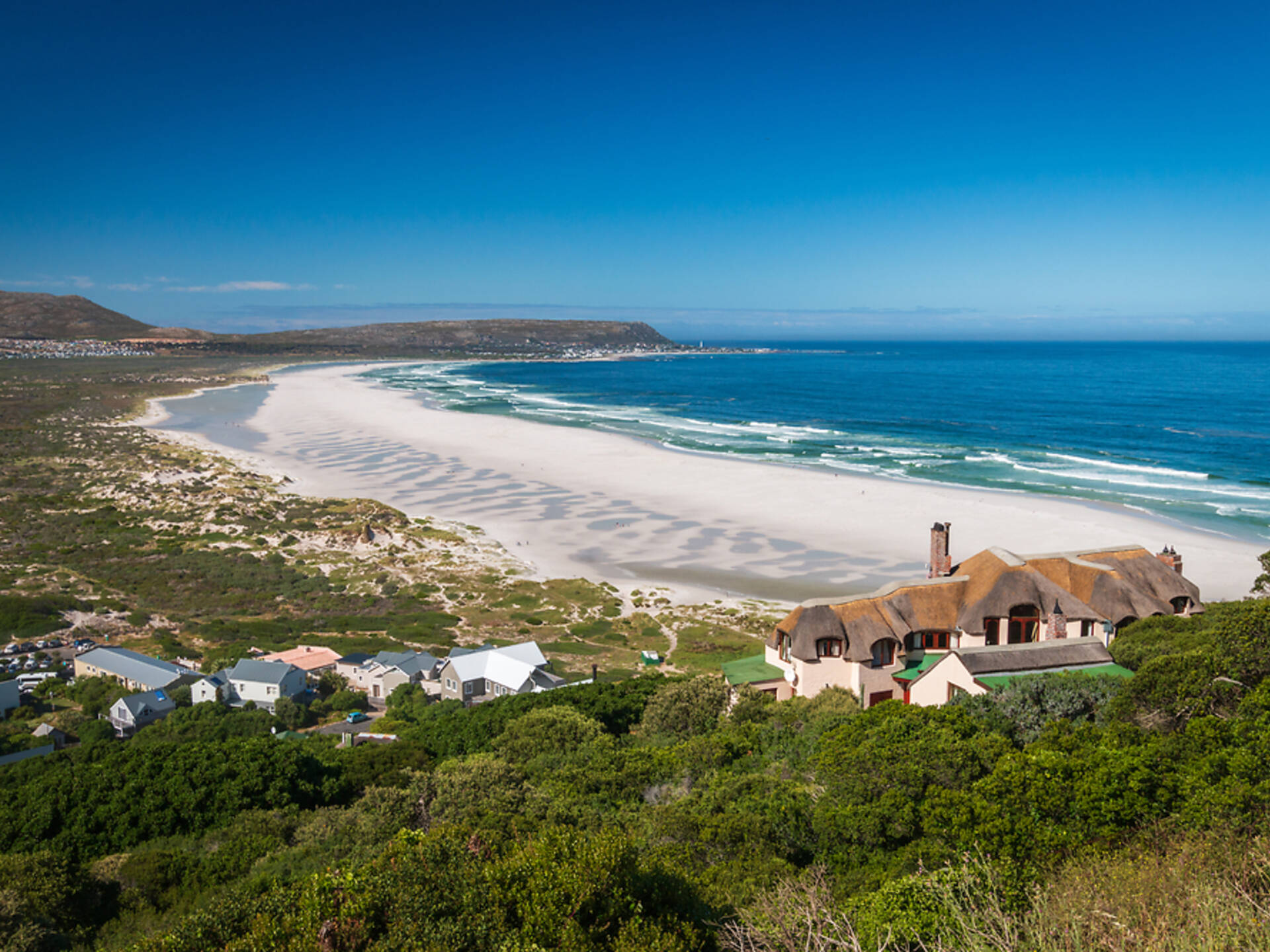 19 Best Beaches in Cape Town for Surfing, Relaxing and Fun