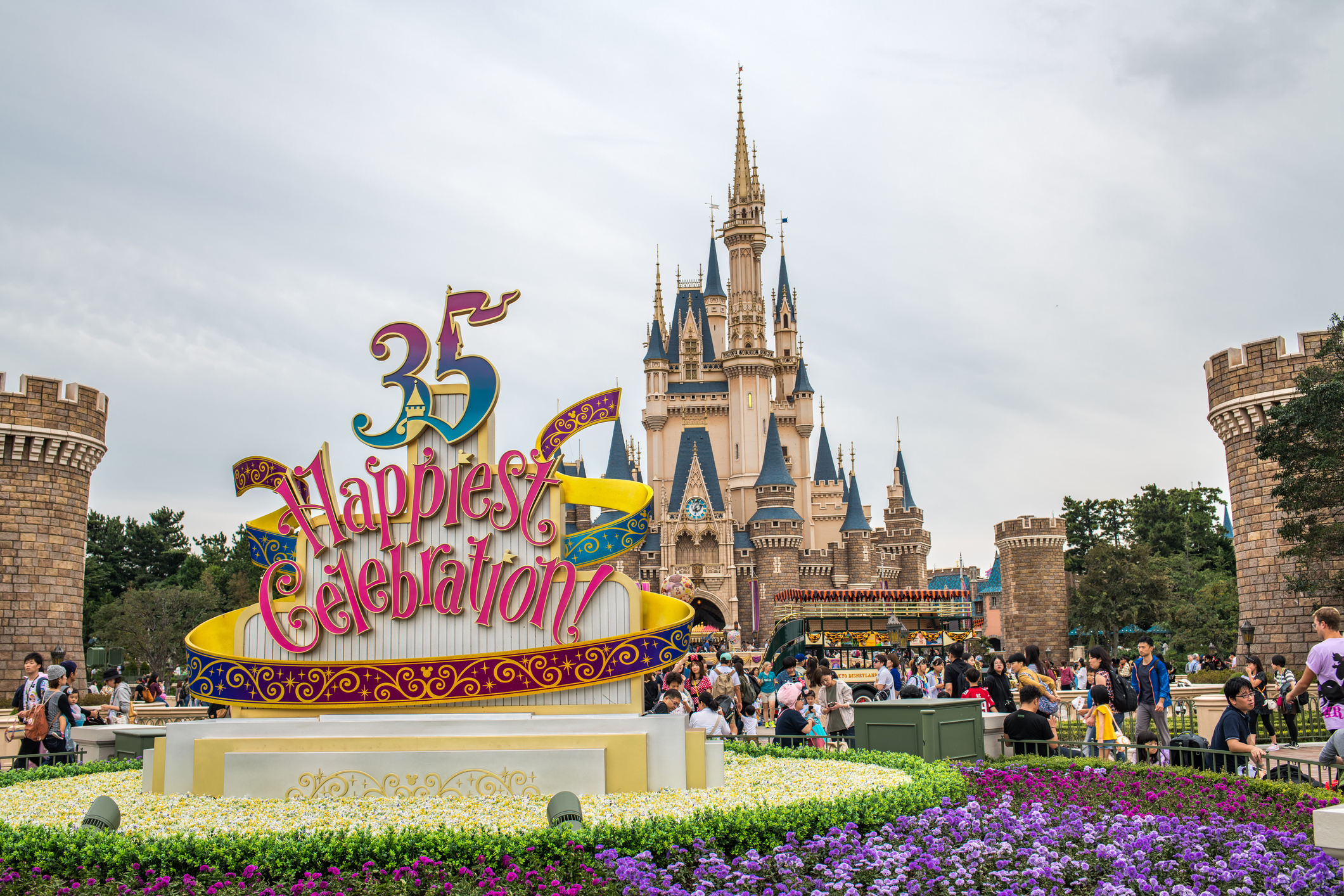 Tokyo Disneyland castle