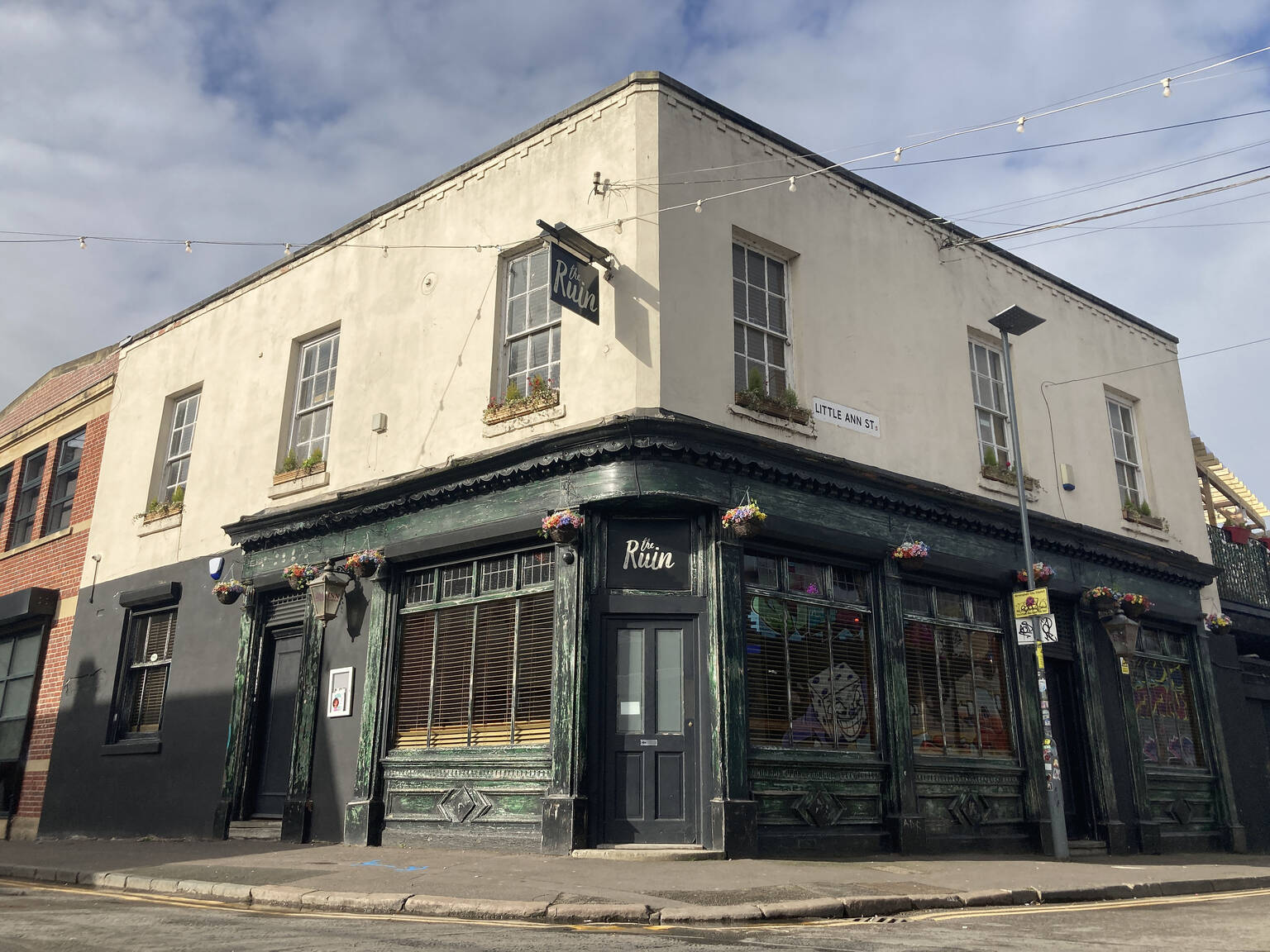 25 Best Bars In Birmingham For Going Out Out