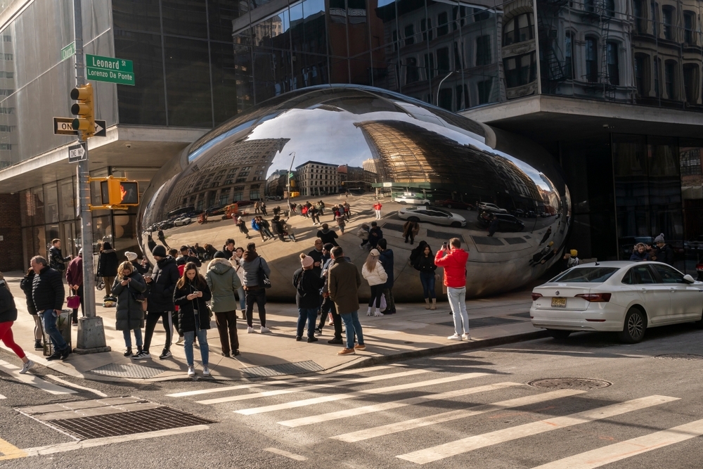 Bean envy? New York City gets smaller version of iconic Chicago sculpture