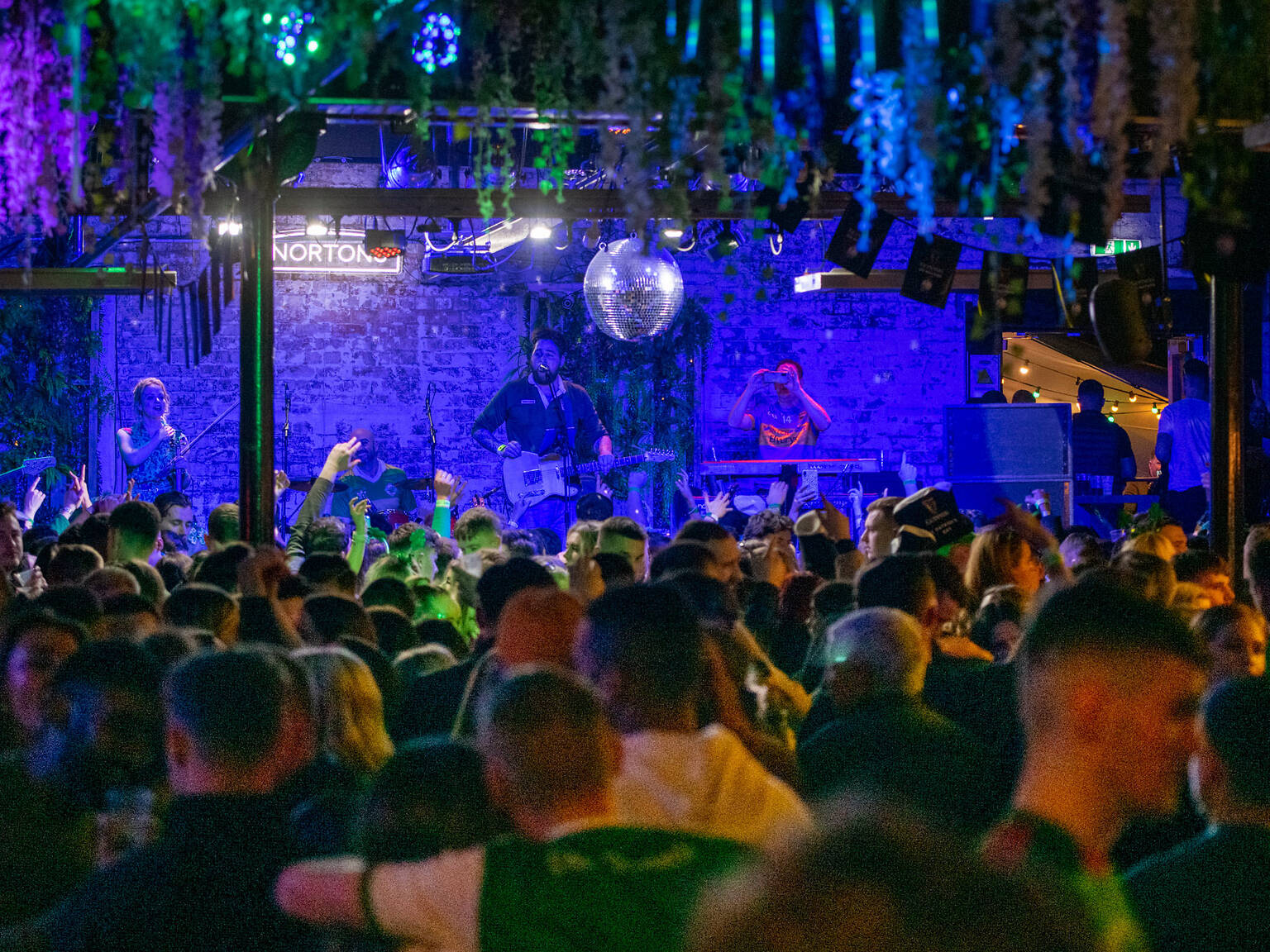 25 Best Bars In Birmingham For Going Out Out