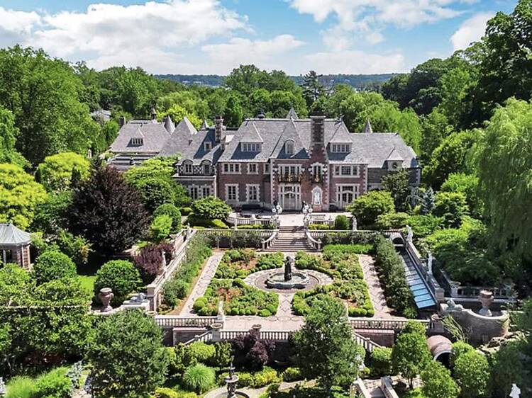 Wait until you see the inside of this $45 million ”Gatsby mansion” on sale on Long Island
