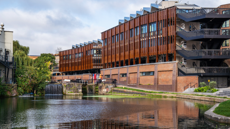 Camden Market – Hawley Wharf