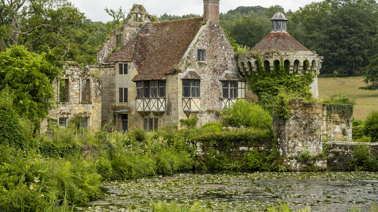 Scotney Castle