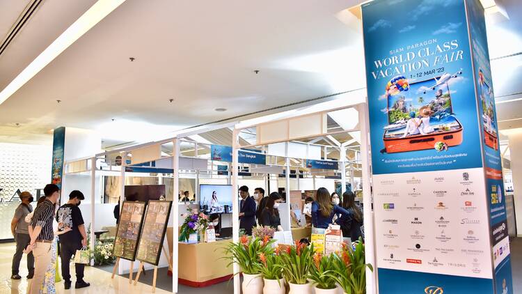 Siam Paragon : World Class Vacation Fair