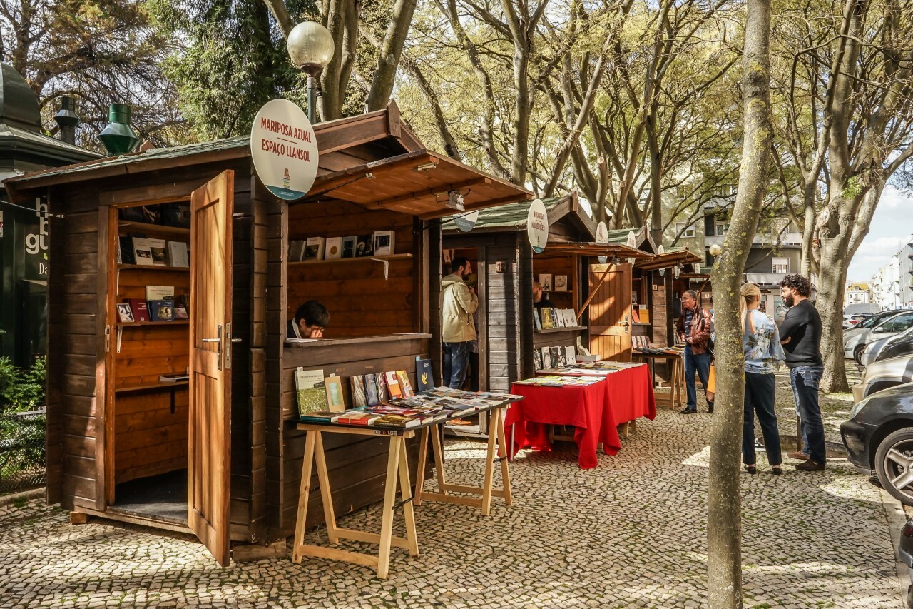 Na Feira do Livro de Poesia, vamos ouvir Ana Lua Caiano e Adília Lopes