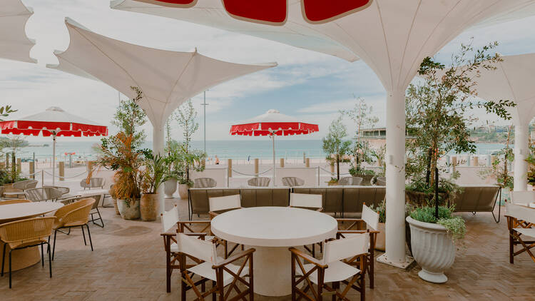 An outdoor dining room at the beach