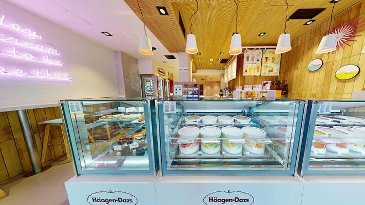 Häagen-Dazs regala bolas de helado gratis en calle Bailén y Madríd Río