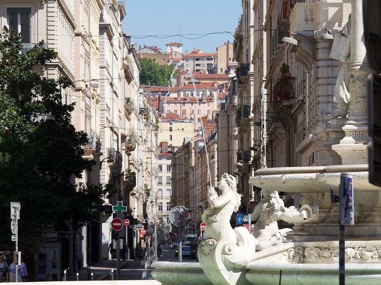 Master the hills of the historic Croix-Rousse district