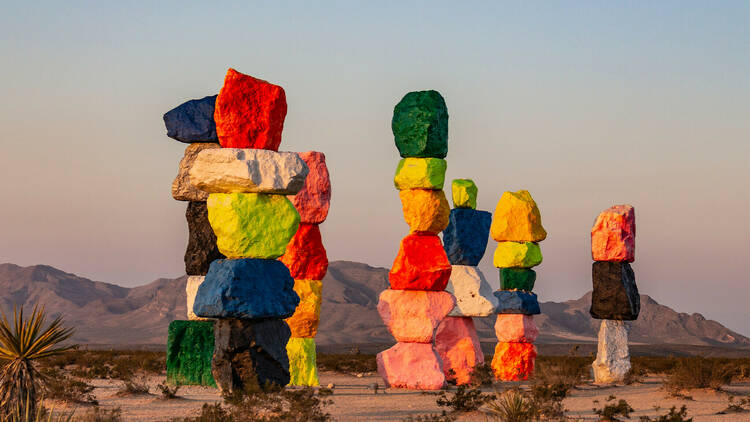 Magic Mountains, Vegas