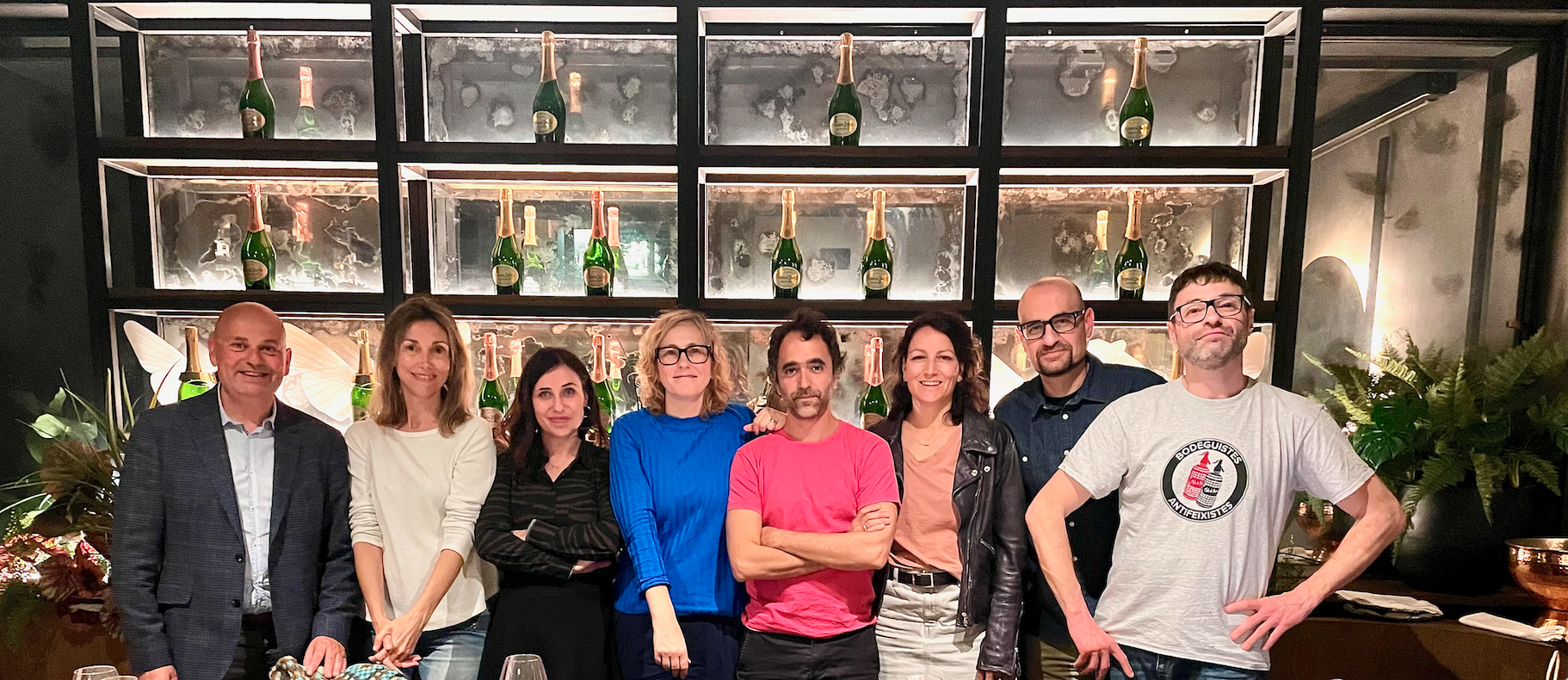 De izquierda a derecha: Iñaki Gorostiaga, Judith Càlix, Laura Conde, María José Gómez, Martí Sales, Mar Rocabert, Iker Morán i Ricard Martín