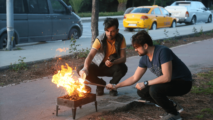 Barbacoa en la N-II