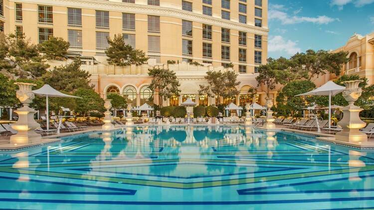 Bellagio Pool