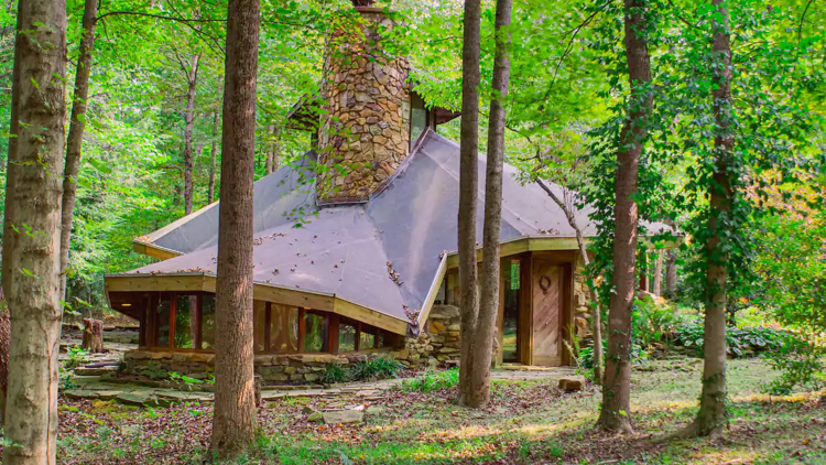 The Roundabout Cabin | McDermott, OH