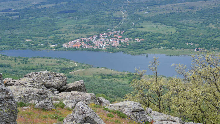 Valle de los neandertales. Pinilla del Valle. madrid