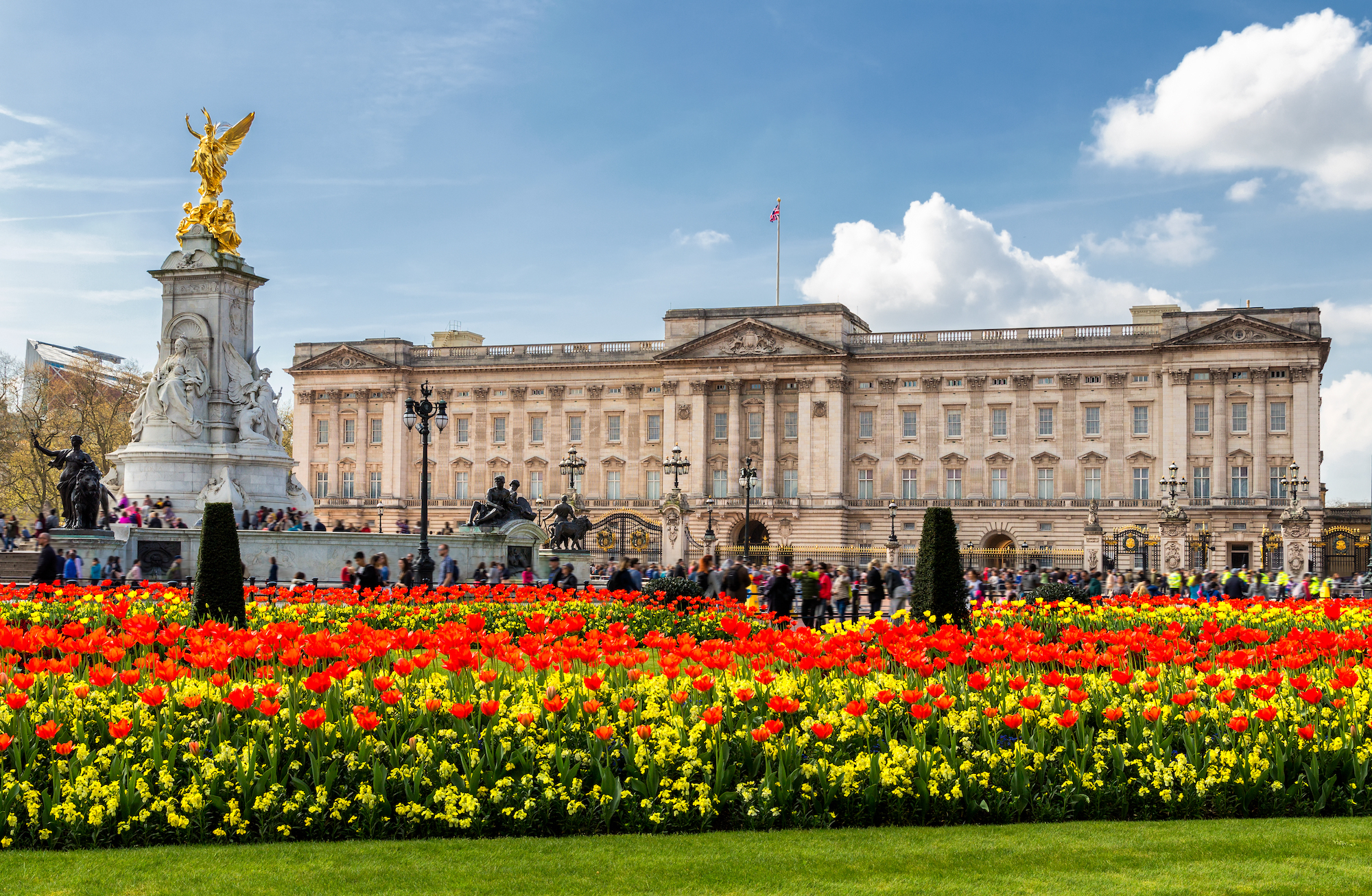 Buckingham Palace is looking for a communications assistant