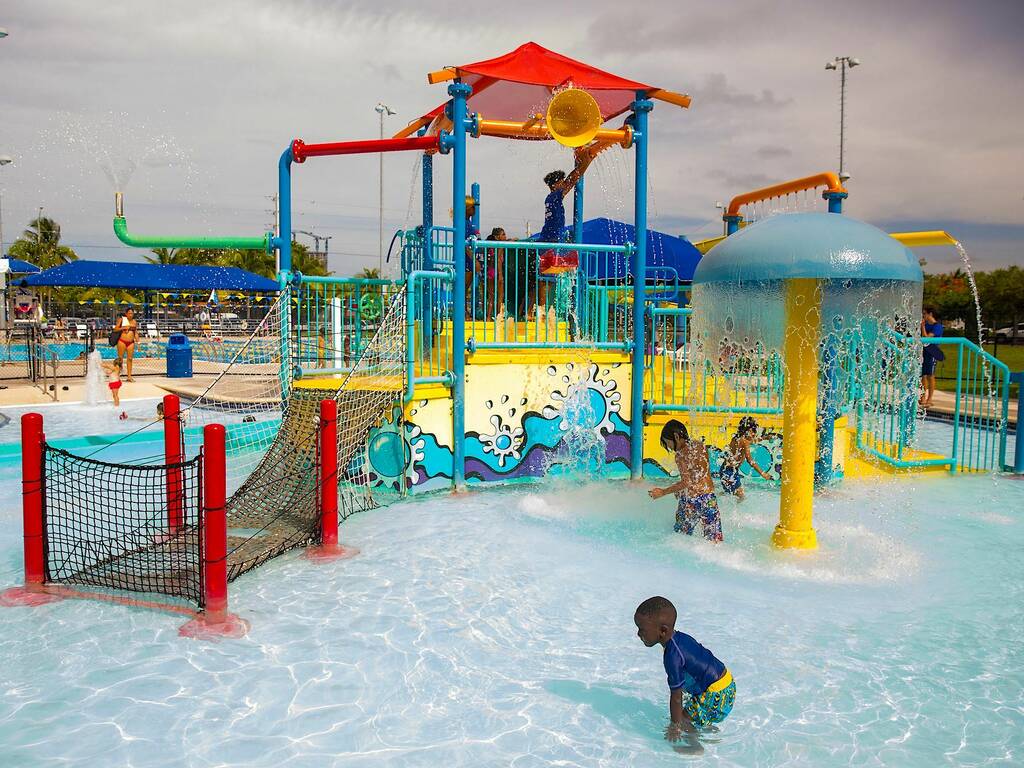 11 Best Water Parks In Miami For Splash Pads, Water Slides And ...