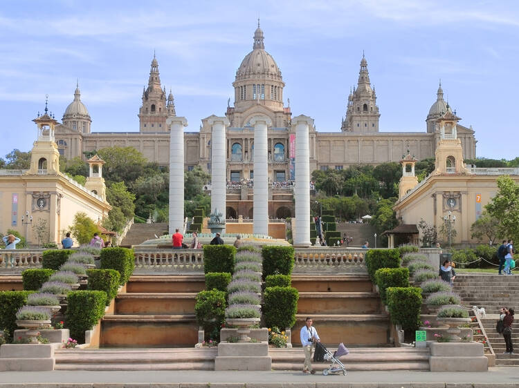 ¿Buscas descuentos en entradas para museos y otras instituciones de Barcelona?