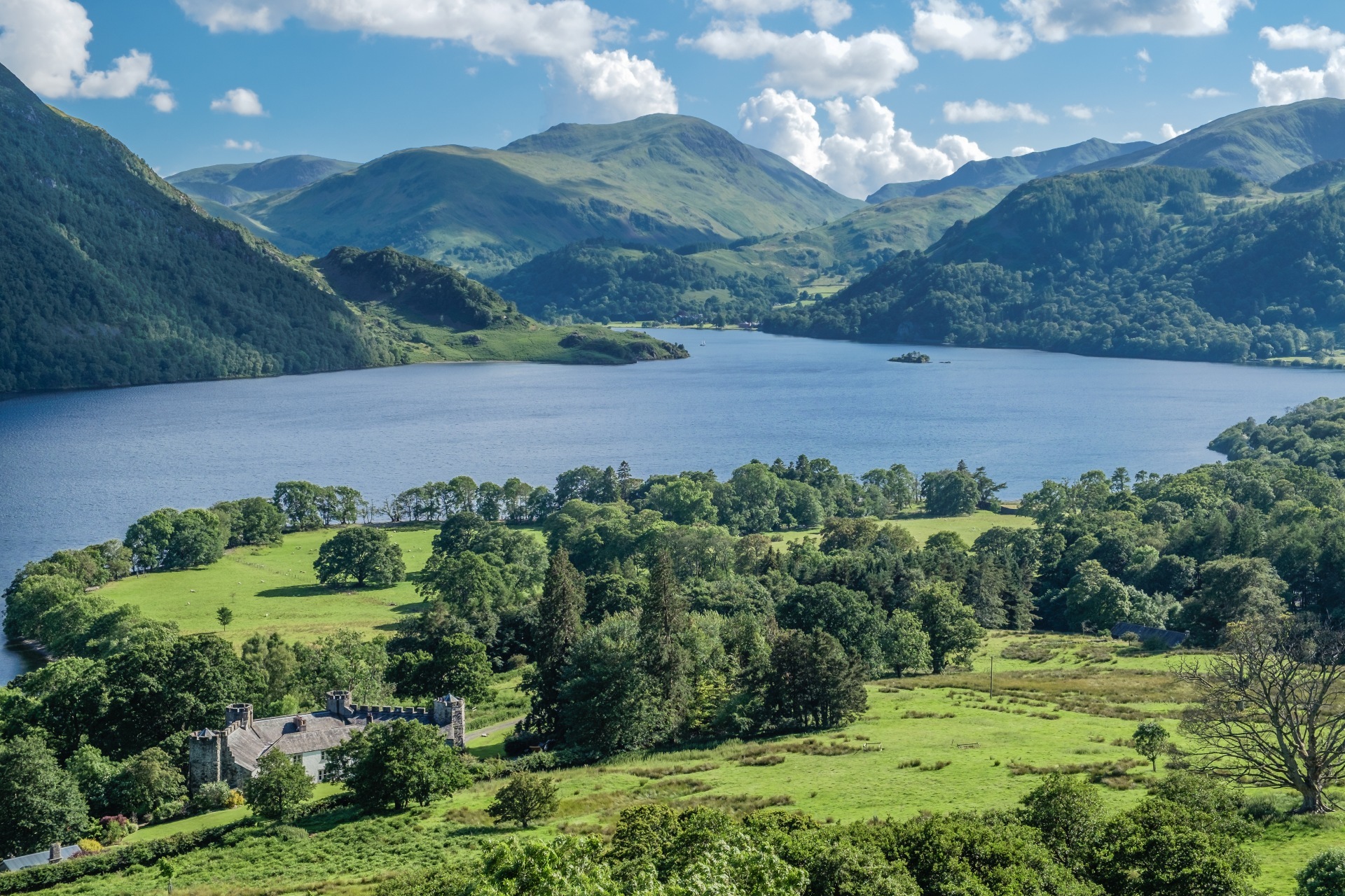 Here’s How To visit All of the Best Lake District Spots for Only £2