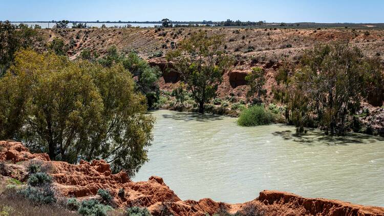 Barka with low water levels