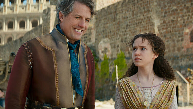 Hugh Grant interretando a Forge y Chloe Coleman interpretando a  Kira en Calabozos & Dragones: Honor entre ladrones de Paramount Pictures y eOne. 