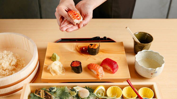 Gyaru Sushi 