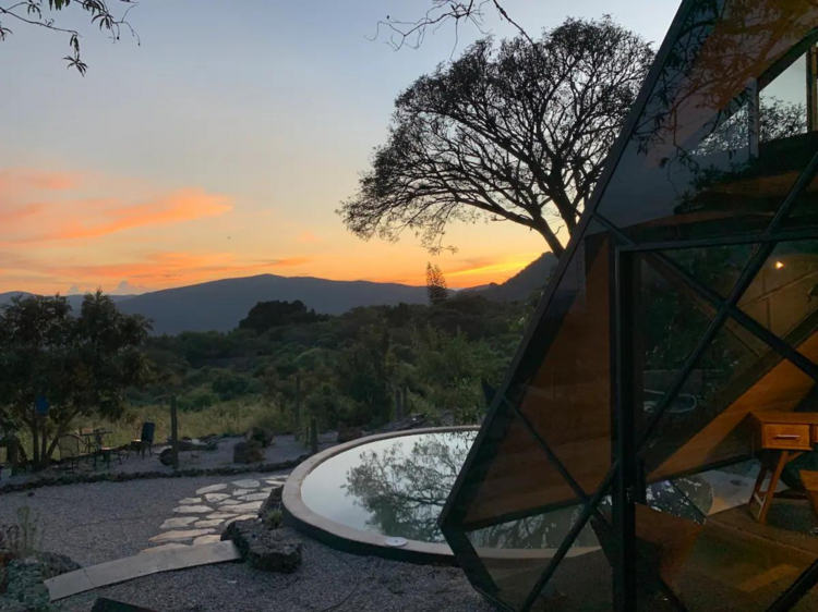 Cabaña Geométrica en Tepoztlán