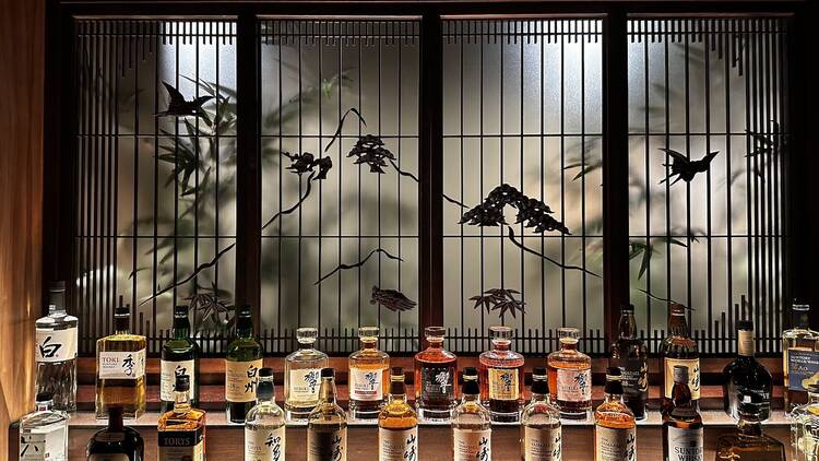 Bar Sawa whiskey collection