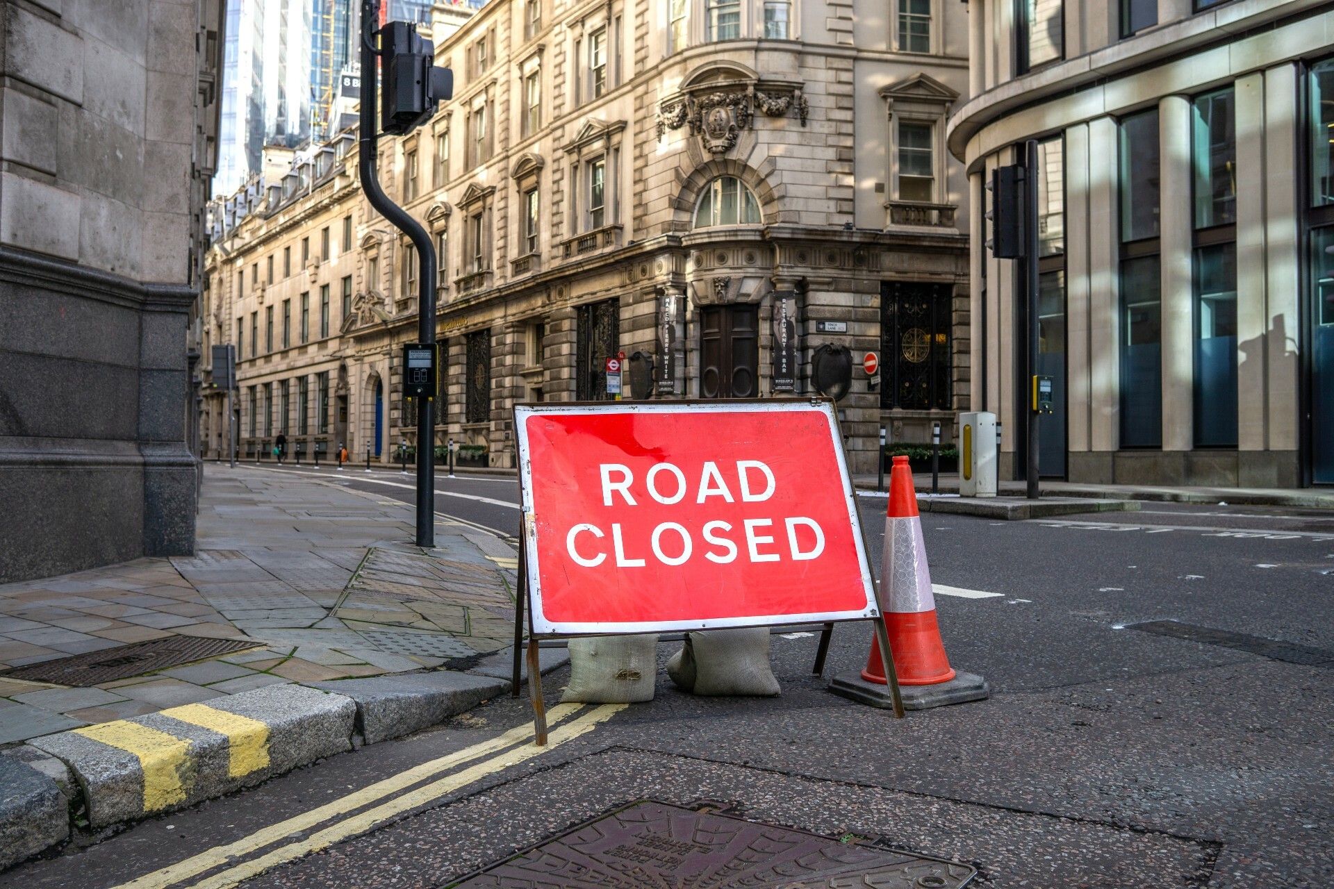 All the London Marathon 2023 road closures and traffic restrictions you should know about