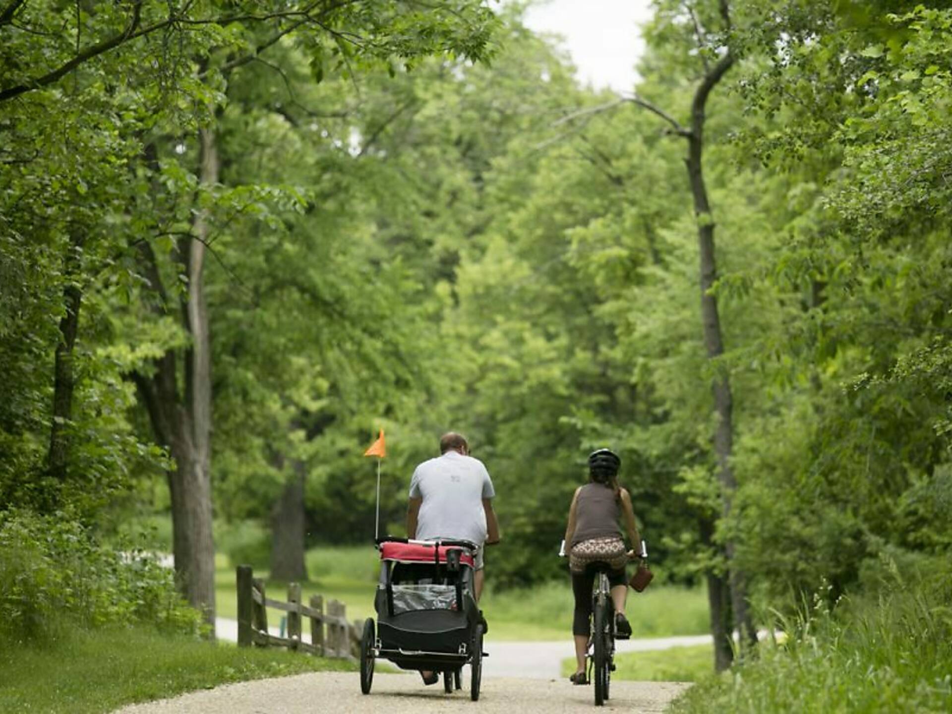 15 Chicago Bike Trails Where You Can Take a Long Ride