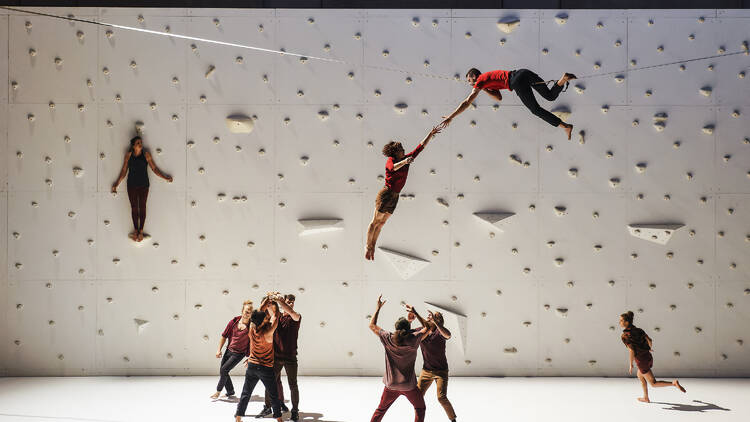 Corps extremes at Sadler's Wells 