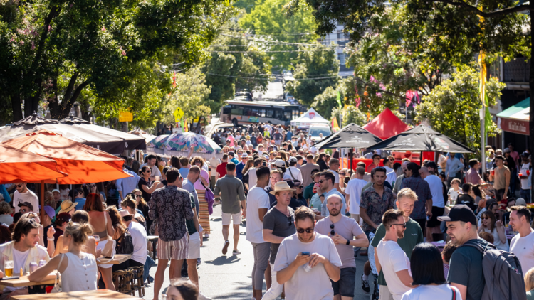 Sydney Streets on Stanley Street, Darlinghurst