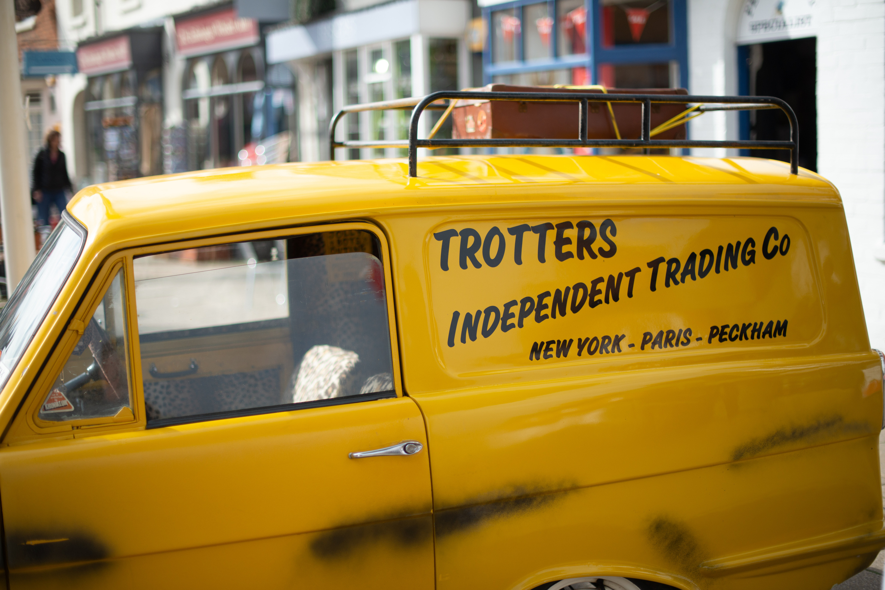 The ‘Only Fools and Horses’ car is up for auction